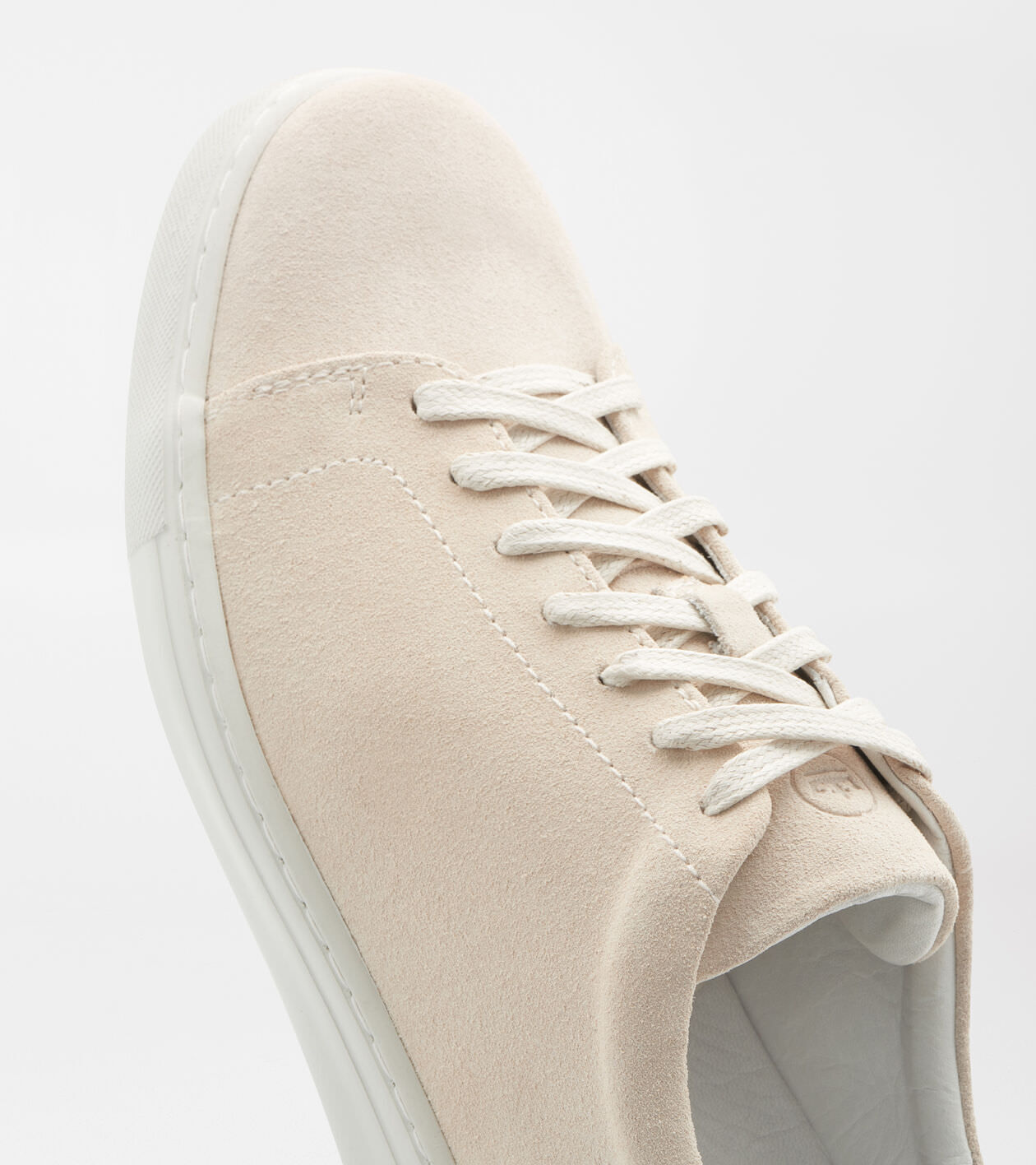 Vantage Lite Suede Sneaker