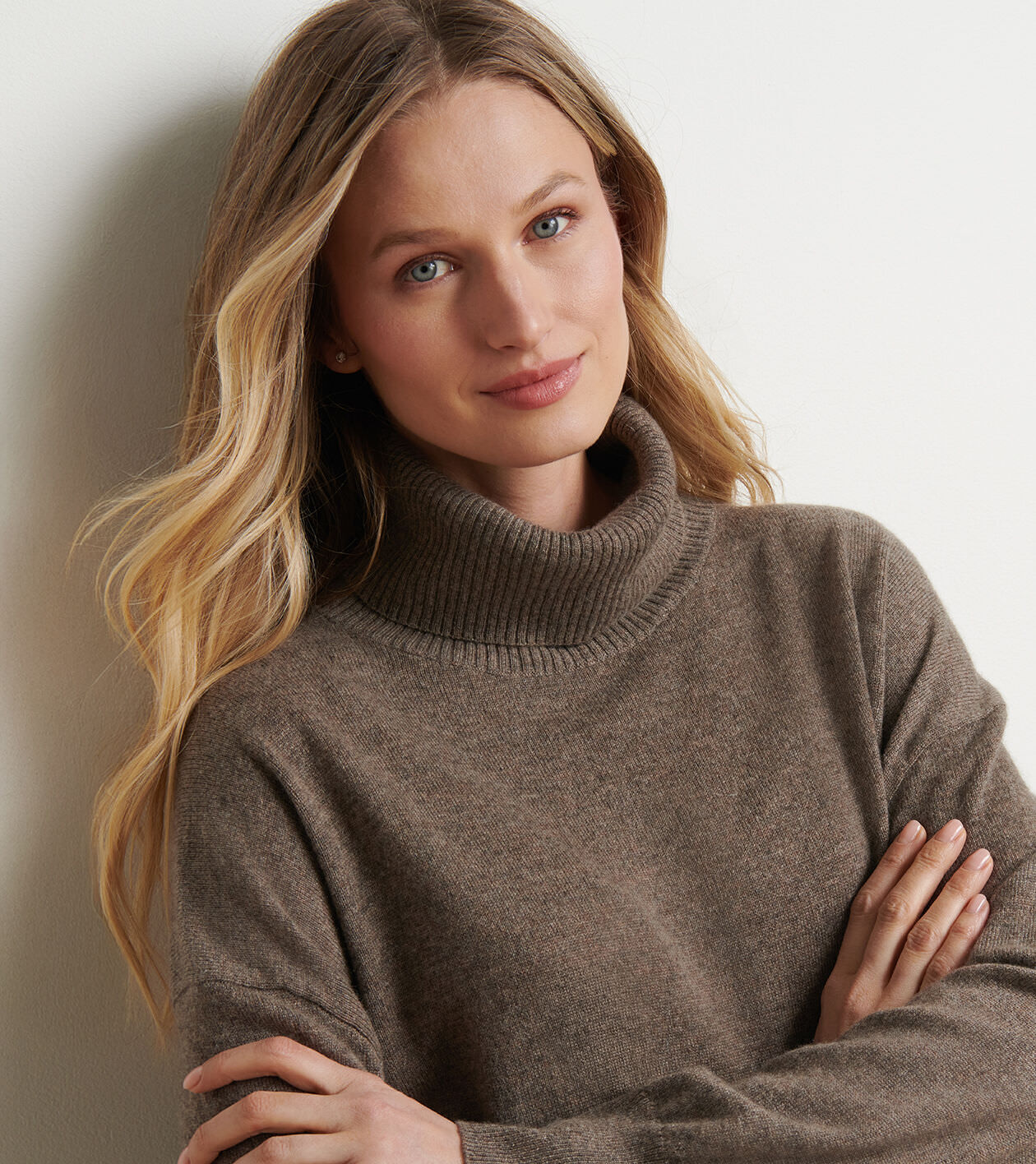 Crown Heritage Cashmere Turtleneck Sweater